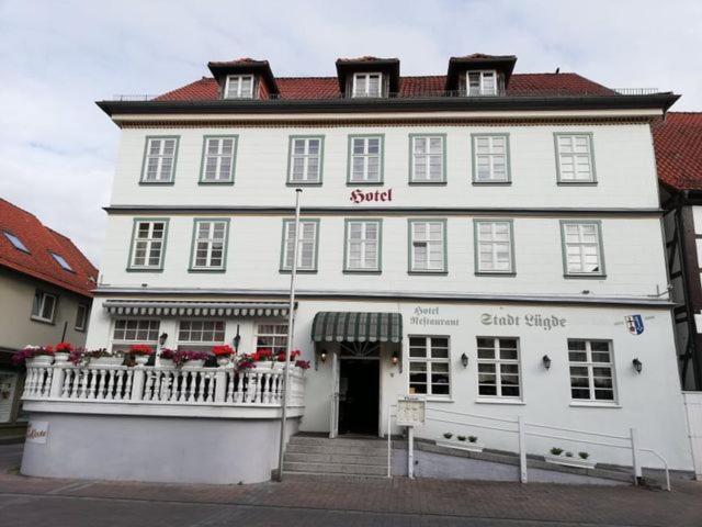 Hotel Stadt Luegde Екстериор снимка